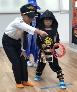 251026開催、FLOW ENGLISH、ハロウィンパーティ-2